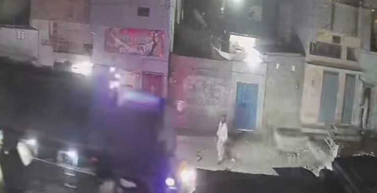 IMG-20250816-WA0007واٹر ٹینکر نے