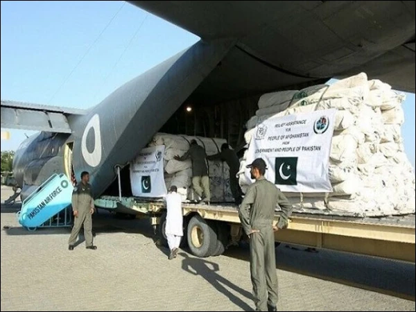 پاک فضائیہ کاسیلاب سےمتاثرہ علاقوں میں ریلیف آپریشن