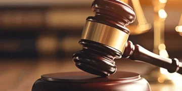 علی امین گنڈا پور کے خلاف شراب و اسلحہ کیس میں وارنٹ گرفتاری جاری