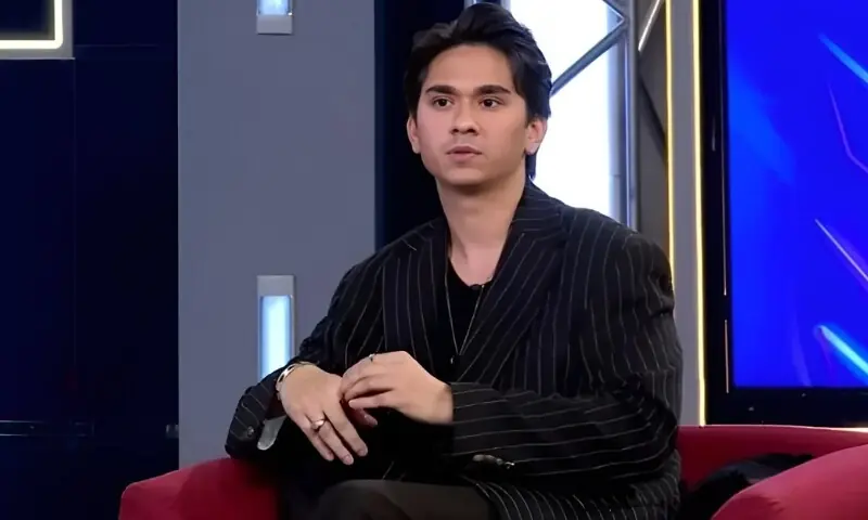 کیا ثمر جعفری عالیہ بھٹ کے ساتھ فلمی کیریئر کا آغاز کریں گے؟ 1 کیا ثمر جعفری عالیہ بھٹ کے ساتھ فلمی کیریئر کا آغاز کریں گے؟