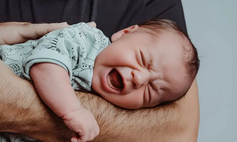 شیر خوار بچوں کا رونا: انسانی جسم کو متحرک کرنے والا قدرتی سگنل