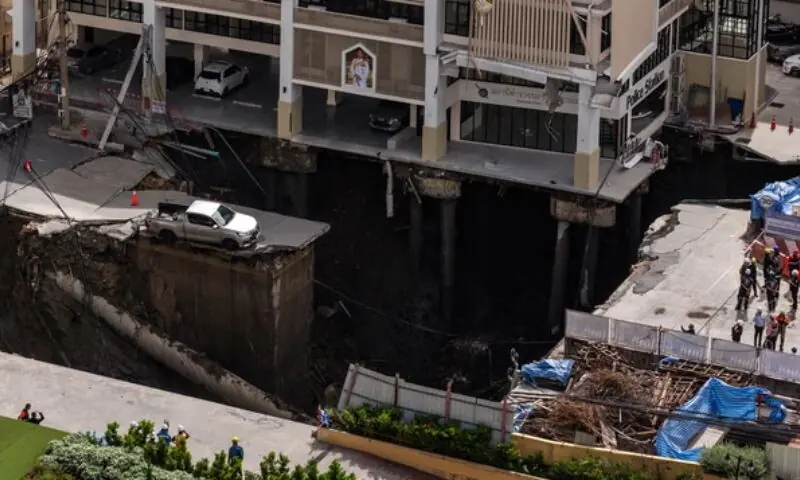 تھائی لینڈ: بنکاک میں زمین دھنسنے کا ہولناک واقعہ، علاقہ زیر آب آ گیا