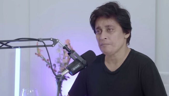 ساحر لودھی رات 2 بجےقبرستان کیوں جاتے ہیں؟ اہم وجہ سامنے آگئی 1 ساحر لودھی رات 2 بجےقبرستان کیوں جاتے ہیں؟ اہم وجہ سامنے آگئی