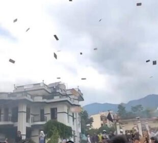 بدعنوانی کے خلاف تحریک زوروں پر، وزرا کے گھروں پر حملے