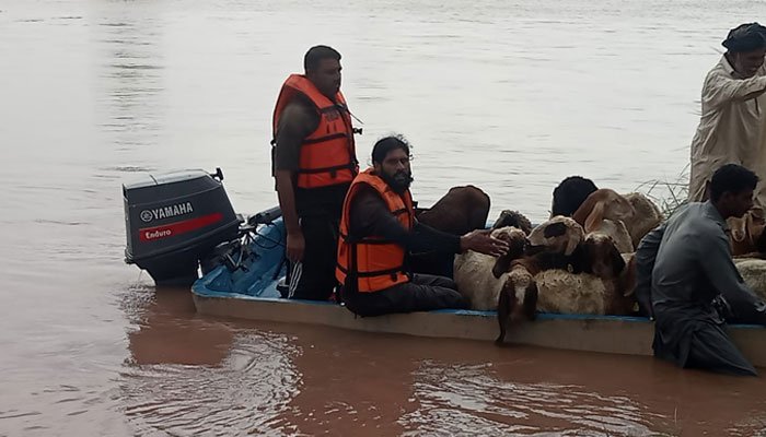 ریسکیو آپریشن تیز، نجی کشتیاں سرکاری استعمال میں لانے کا حکم 1 ریسکیو آپریشن تیز، نجی کشتیاں سرکاری استعمال میں لانے کا حکم