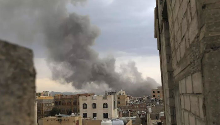 یمن پر فضائی حملے، 35 افراد شہید، 130 زخمی