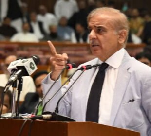 حکومت کے پہلے 16 ماہ: قرضوں میں ہوشربا اضافہ سامنے آ گیا
