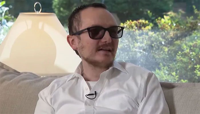 نابینا شخص نے آنکھ میں دانت نصب ہونے کے بعد بینائی حاصل کرلی