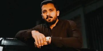 یوٹیوبر رجب بٹ کے خلاف جوئے کی ایپس کی تشہیر پر مقدمہ درج