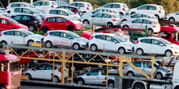 حکومت نے پانچ سال پرانی گاڑیوں کی درآمد کی اجازت دے دی 34 حکومت نے پانچ سال پرانی گاڑیوں کی درآمد کی اجازت دے دی