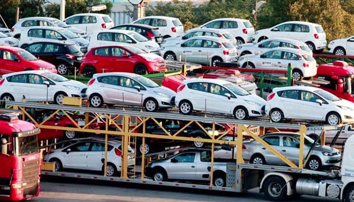 حکومت نے پانچ سال پرانی گاڑیوں کی درآمد کی اجازت دے دی