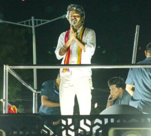 تھلاپتی وجے کی ریلی میں بھگدڑ، 36 افراد جان کی بازی ہار گئے