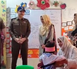 ڈی پی او اوکاڑہ کا خراجِ عقیدت: شہید کانسٹیبل کی بیٹی کو پروٹوکول کے ساتھ اسکول چھوڑا