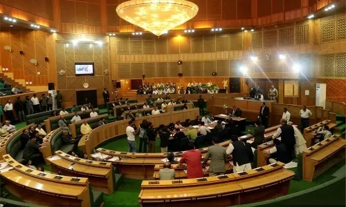 پیپلز پارٹی کا آزاد کشمیر حکومت سے علیحدگی کا فیصلہ، نئی سیاسی حکمتِ عملی پر غور