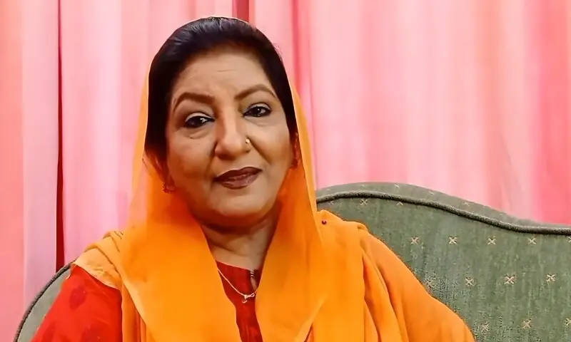 عشرت فاطمہ کی وفات کی افواہیں بےبنیاد، سینئرنیوز کاسٹرکا ردِعمل