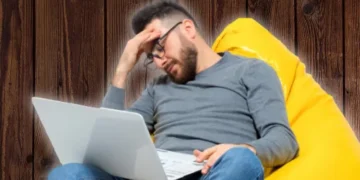 مصنوعی ذہانت کے نفسیاتی اثرات: ماہرین کی جانب سے سنجیدہ خبرداریاں 9 مصنوعی ذہانت کے نفسیاتی اثرات: ماہرین کی جانب سے سنجیدہ خبرداریاں