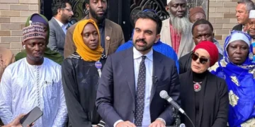 نیویارک کے مئیر کے لیے مسلمان امیدوار ممدانی پر مذہبی بنیاد پر تنقید 26 نیویارک کے مئیر کے لیے مسلمان امیدوار ممدانی پر مذہبی بنیاد پر تنقید