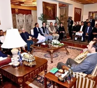 آزاد کشمیر میں بڑی سیاسی پیش رفت، پیپلز پارٹی نے حکومت بنانے کا فیصلہ کر لیا