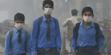 لاہور میں اسموگ کے باعث اسکولوں کے اوقات کار میں تبدیلی 35 لاہور میں اسموگ کے باعث اسکولوں کے اوقات کار میں تبدیلی