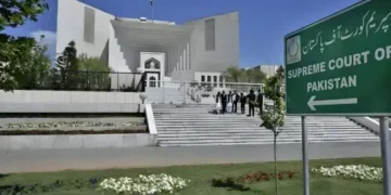 بیرسٹر گوہر علی خان نے عمر ایوب اور شبلی فراز کی نااہلی کی اپیلیں واپس لے لیں 27 بیرسٹر گوہر علی خان نے عمر ایوب اور شبلی فراز کی نااہلی کی اپیلیں واپس لے لیں