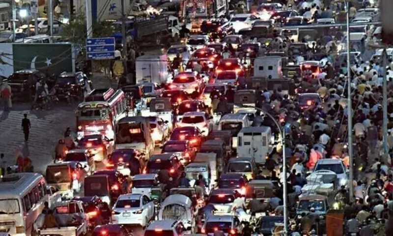 کراچی میں ٹریفک قوانین کی خلاف ورزی کا “مہنگائی ایڈیشن” نافذ