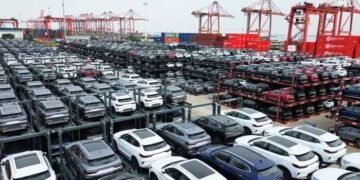 پاکستان میں پرانی گاڑیوں کی درآمد پر 40 فیصد ریگولیٹری ڈیوٹی عائد