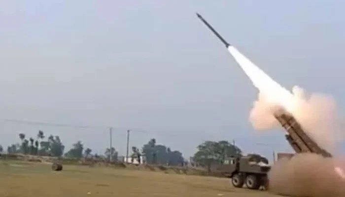 بھارت کی دھمکیاں محض گیدڑ بھبھکیاں ہیں، پاکستان دفاع کے لیے مکمل تیار ہے: سکیورٹی ذرائع 1 بھارت کی دھمکیاں محض گیدڑ بھبھکیاں ہیں، پاکستان دفاع کے لیے مکمل تیار ہے: سکیورٹی ذرائع