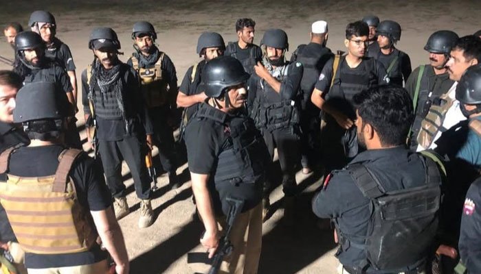 ڈی آئی خان: پولیس ٹریننگ اسکول پر حملہ، 5 دہشتگرد ہلاک، 7 اہلکار شہید