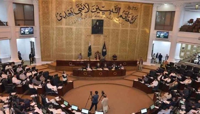 خیبر پختونخوا میں وزارت اعلیٰ کی دوڑ، اپوزیشن جماعتوں کا متفقہ امیدوار لانے پر غور