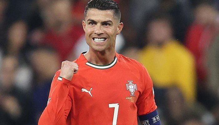 کرسٹیانو رونالڈو نے ورلڈ کپ کوالیفائرز میں سب سے زیادہ گولز کا نیا ریکارڈ قائم کر دیا 1 کرسٹیانو رونالڈو نے ورلڈ کپ کوالیفائرز میں سب سے زیادہ گولز کا نیا ریکارڈ قائم کر دیا