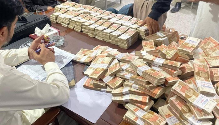 کوہستان میں 40 ارب روپے کرپشن کیس کا مرکزی کردار گرفتار