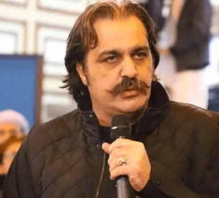 علی امین گنڈاپور کےناقابلِ ضمانت وارنٹ گرفتاری جاری 1 علی امین گنڈاپور کےناقابلِ ضمانت وارنٹ گرفتاری جاری