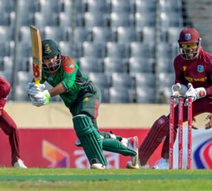 ویسٹ انڈیز کا اسپن باؤلنگ میں تاریخی کارنامہ — ون ڈے کرکٹ میں نیا عالمی ریکارڈ