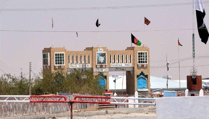 پاک افغان بارڈر پر تجارتی سرگرمیاں بحال ہونے کا امکان، پھنسے ہوئے پاکستانی ٹرک واپس آنے لگے