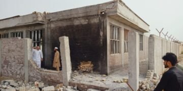 ٹانک میں لڑکیوں کااسکول دھماکے سے تباہ، کوئی جانی نقصان نہیں ہوا