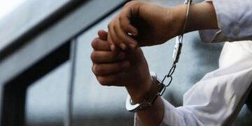 گھریلو ملازم کروڑوں کا مالک نکلا، چوری کی رقم سے جائیدادیں اور سونا خریدا 36 گھریلو ملازم کروڑوں کا مالک نکلا، چوری کی رقم سے جائیدادیں اور سونا خریدا