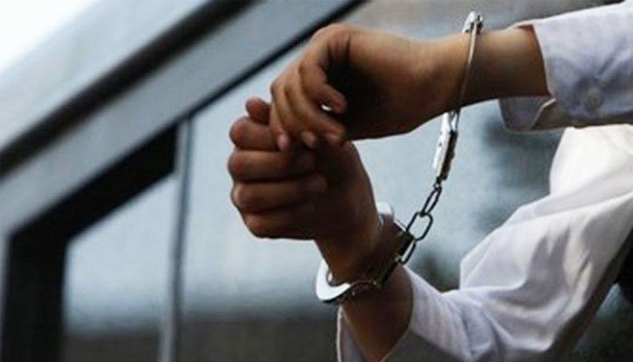 گھریلو ملازم کروڑوں کا مالک نکلا، چوری کی رقم سے جائیدادیں اور سونا خریدا 1 گھریلو ملازم کروڑوں کا مالک نکلا، چوری کی رقم سے جائیدادیں اور سونا خریدا