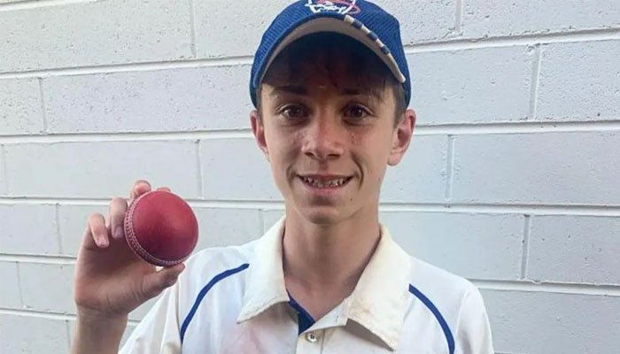 میلبرن: 17 سالہ کرکٹر گردن پر گیند لگنے سے ہلاک 1 میلبرن: 17 سالہ کرکٹر گردن پر گیند لگنے سے ہلاک