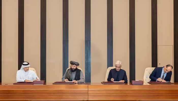 "پاکستان اور افغانستان استنبول میں دوبارہ بات چیت کی راہ پر"