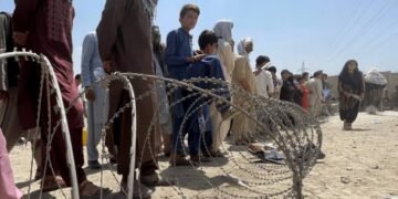 غیرقانونی مقیم افراد کے خلاف کارروائی، سہراب گوٹھ اور الاآصف اسکوائر سے 45 افراد گرفتار