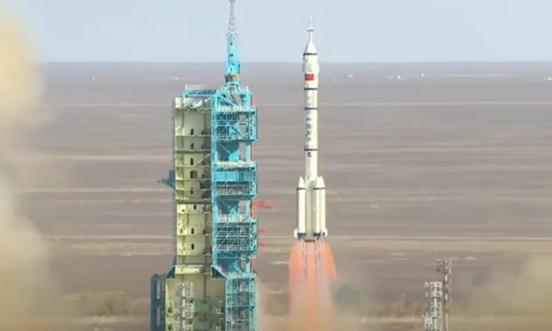 چین نے شین ژو-21 خلائی مشن کامیابی سے لانچ کر دیا