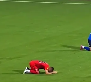 سربیا کے فٹبال کوچ دورانِ میچ انتقال کر گئے