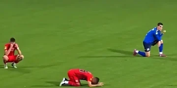 سربیا کے فٹبال کوچ دورانِ میچ انتقال کر گئے