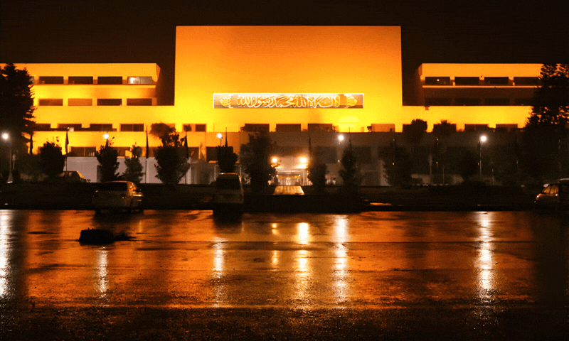 پاکستان تحریک انصاف کا 27 ویں آئینی ترمیم مسترد کرنے کا متفقہ فیصلہ