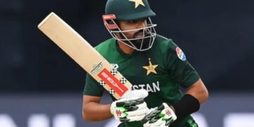 بابراعظم 807 دن بعد ون ڈے سنچری بنانے میں کامیاب، مداحوں کے لیے خوشخبری 27 بابراعظم 807 دن بعد ون ڈے سنچری بنانے میں کامیاب، مداحوں کے لیے خوشخبری