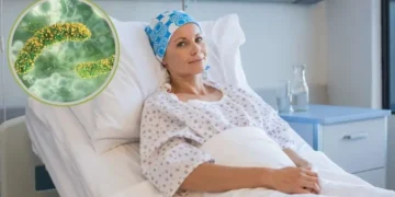 بیکٹیریا سے کینسر کا علاج — “زندہ دوا” کا نیا دور 20 بیکٹیریا سے کینسر کا علاج — “زندہ دوا” کا نیا دور