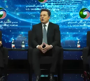 ایلون مسک: مستقبل میں اے آئی غربت کا خاتمہ ممکن بنا دے گی