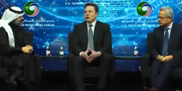 ایلون مسک: مستقبل میں اے آئی غربت کا خاتمہ ممکن بنا دے گی 13 ایلون مسک: مستقبل میں اے آئی غربت کا خاتمہ ممکن بنا دے گی