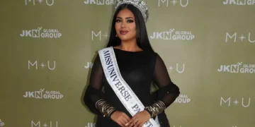 مس یونیورس پاکستان 2025 کی نمائندہ روما ریاض کا ناقدین کو واضح پیغام 14 مس یونیورس پاکستان 2025 کی نمائندہ روما ریاض کا ناقدین کو واضح پیغام