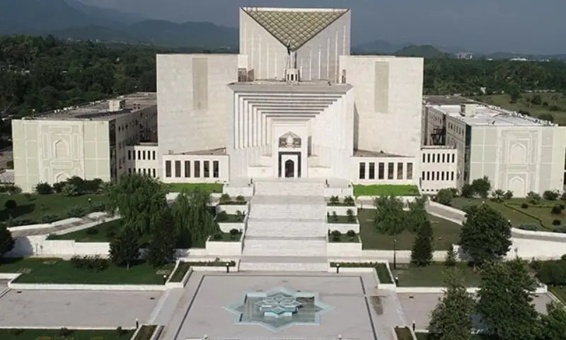 سپریم کورٹ کا فل کورٹ اجلاس: اجتماعی استعفے کی تجویز مسترد، عدلیہ کی خودمختاری پر زور